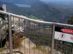 lefleuveencouleurs | Boroka Lookout: Enjoy the views from Boroka Lookout