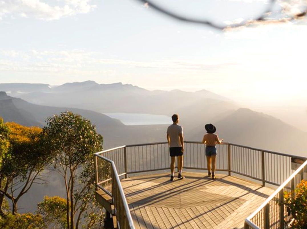 lefleuveencouleurs | Boroka Lookout: Enjoy the views from Boroka Lookout