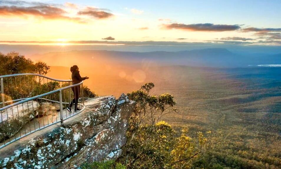 lefleuveencouleurs | Reed Lookout: Capture the stunning scenery from Reed Lookout.