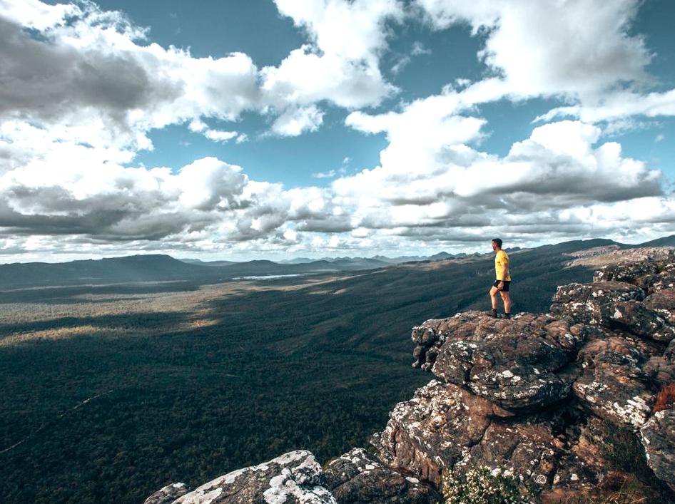 lefleuveencouleurs | Reed Lookout: Capture the stunning scenery from Reed Lookout.